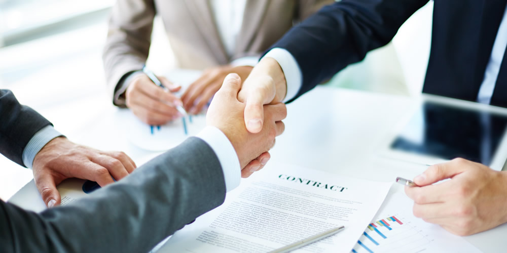 貼角機(jī)、壓泡機(jī)廠(chǎng)房服務(wù)團(tuán)隊(duì)